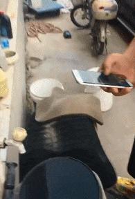 拔河比赛搞笑视频开心一刻,拔河搞笑动图