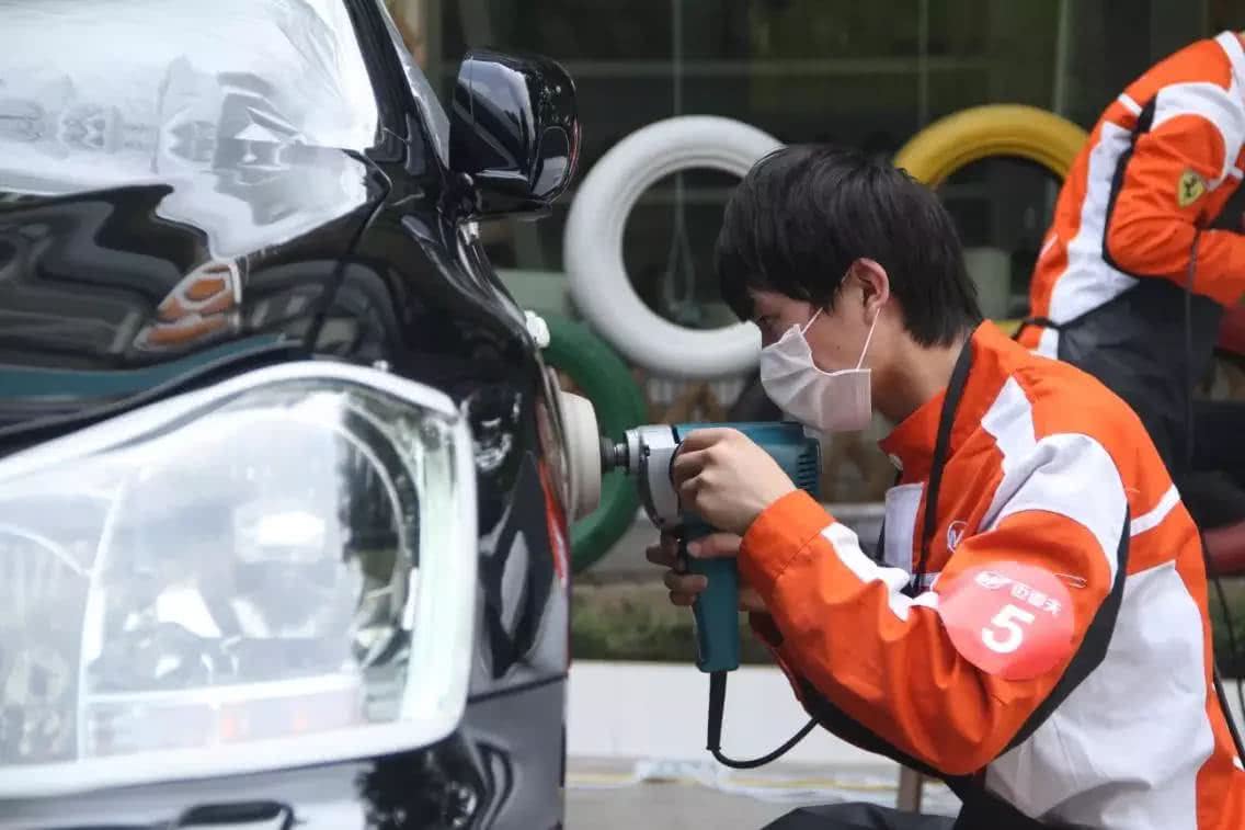 一般汽车4s店一年能卖多少车,4s店一个月大概能卖多少车