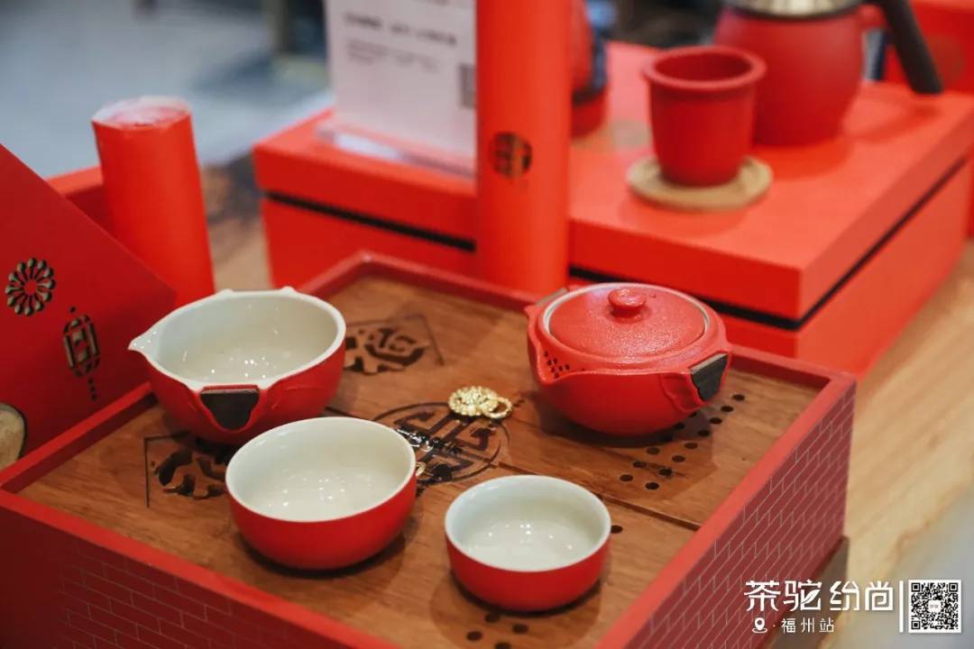 “茶驼纷尚福州站”活动在朽木传奇mubuka展厅落幕