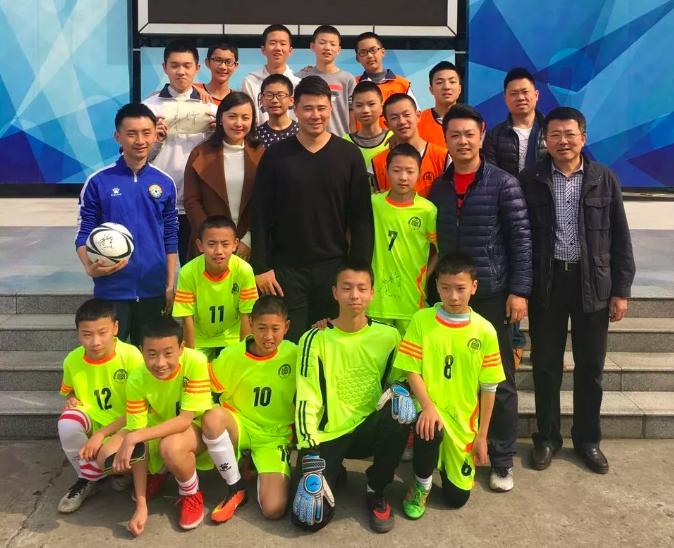 董方卓的故事,中国足球第一名董方卓