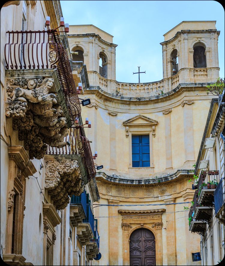 情迷西西里：漫步“蜜糖小城”诺托，感受巴洛克建筑艺术的灵动、浪漫与激情