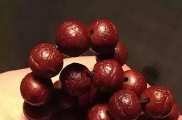 菩提手串有点生霉,菩提手串为什么会臭