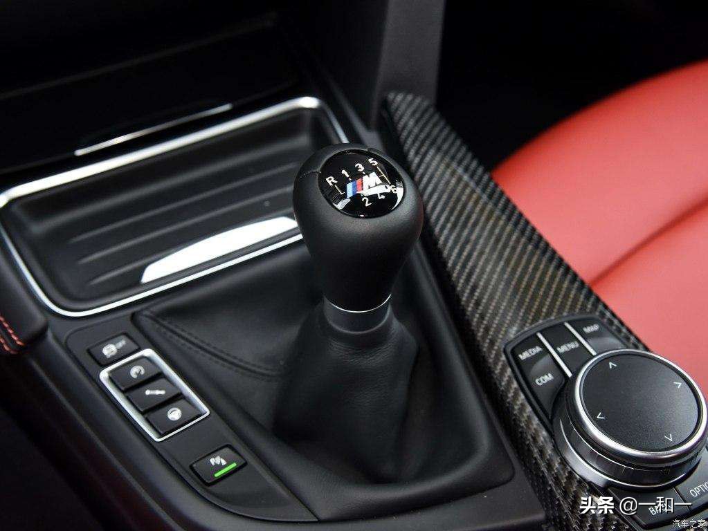 电子挡杆和机械挡杆哪个好,电子挡杆与机械挡杆的区别