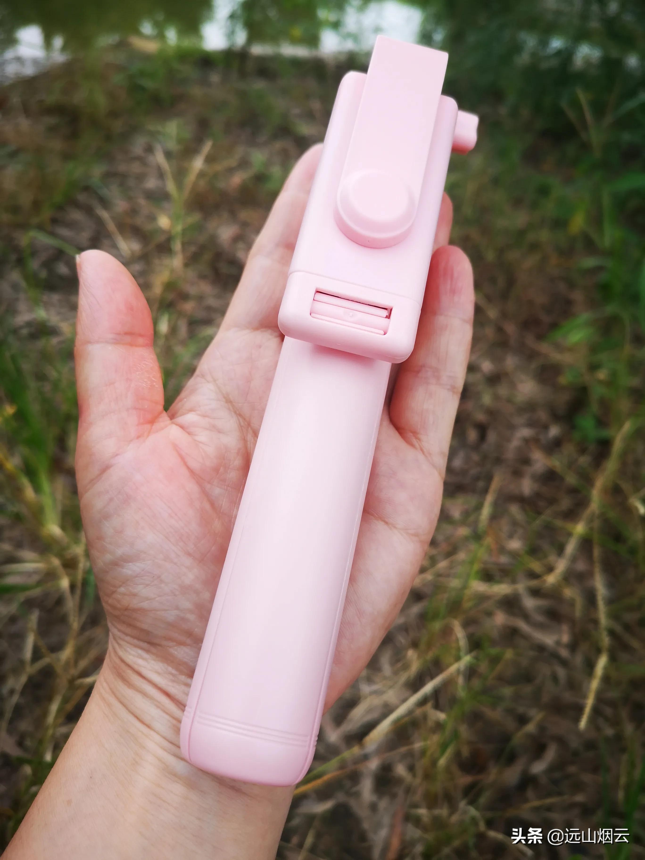 华为自拍杆使用教程视频,爱酷者自拍杆怎么使用