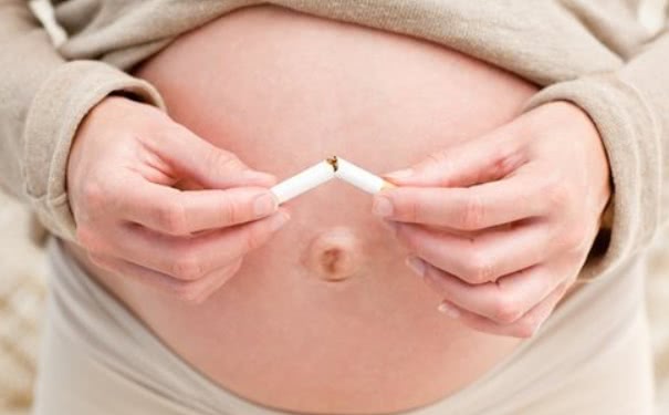 孕妇破水是什么原因造成的,孕妇破水是什么引起的