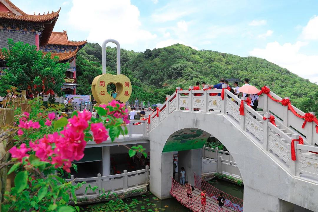 云雾缭绕的观音山人间仙境,云游观音山