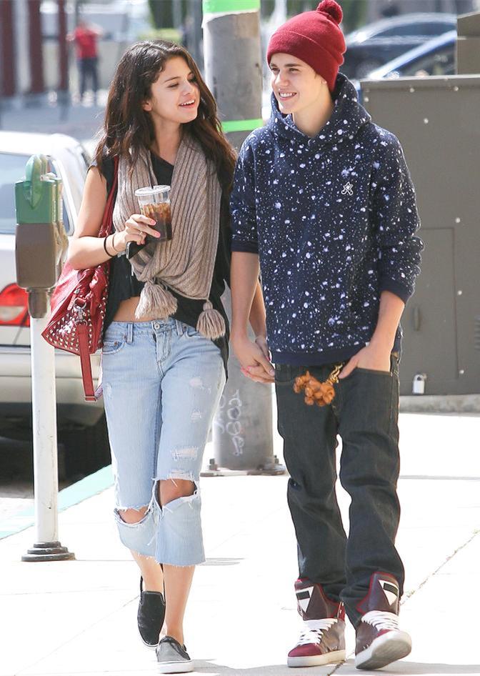 赛琳娜比伯loveyoulikesong现场,比伯和赛琳娜一起唱的歌