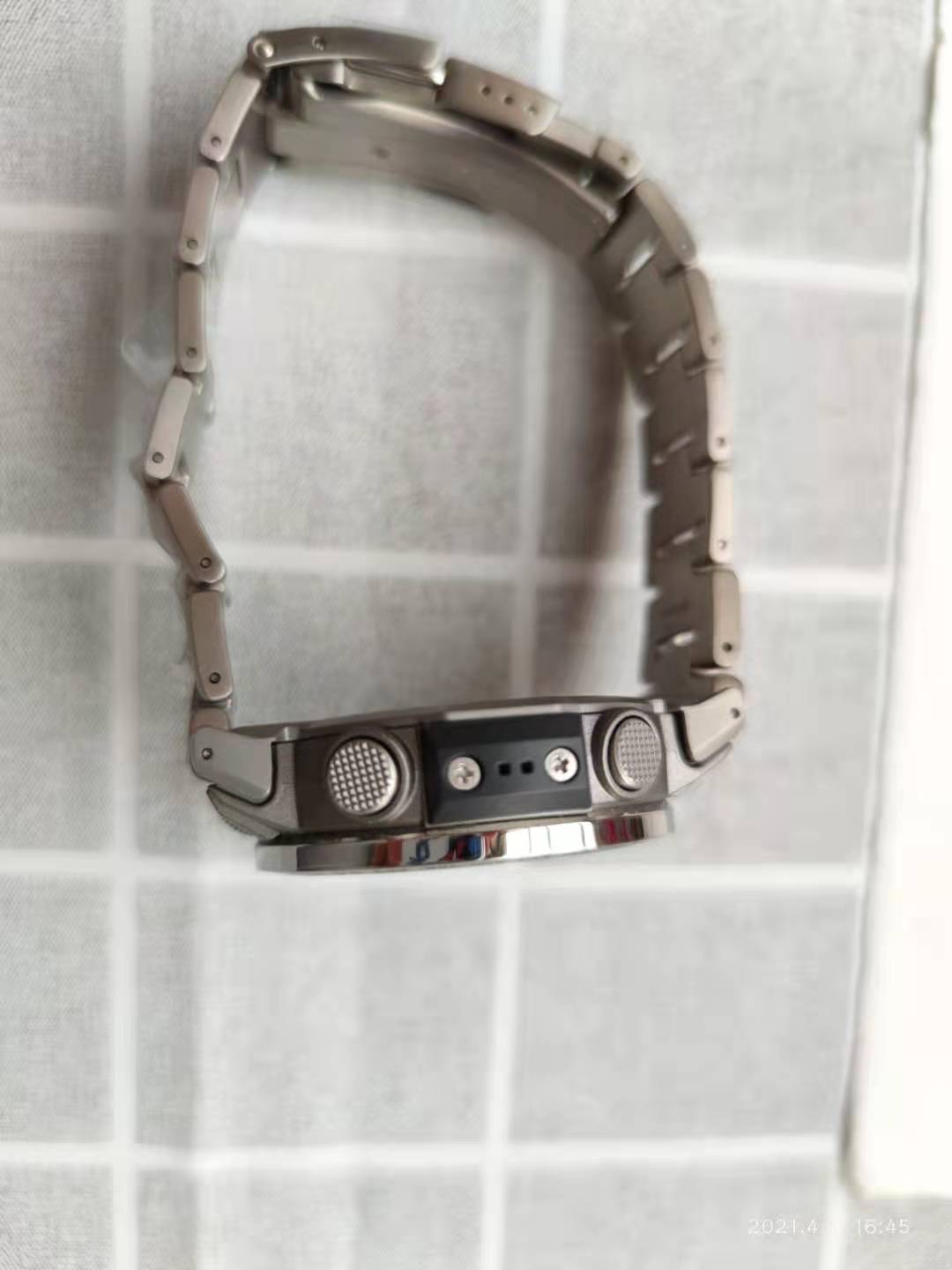 卡西欧适合学生戴的表,卡西欧表适合什么年龄戴