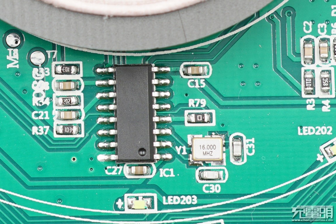 这个充电器充电时的仪式感太强了忍不住想买