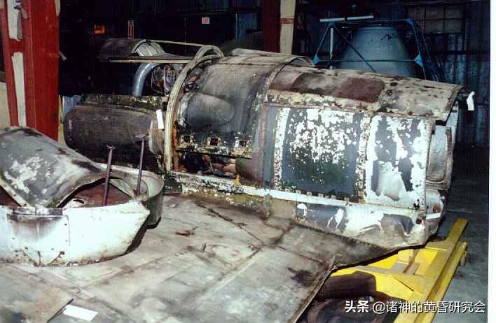 褰╃粯浜屾垬寰峰啗鍧﹀厠,褰╃粯涓殑鎴樹簤