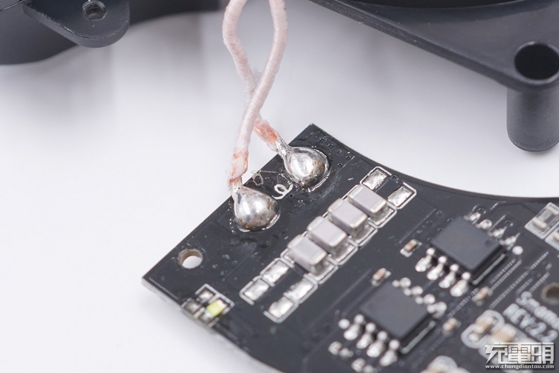 99钱充电器好用吗,99元充电宝值不值得购买