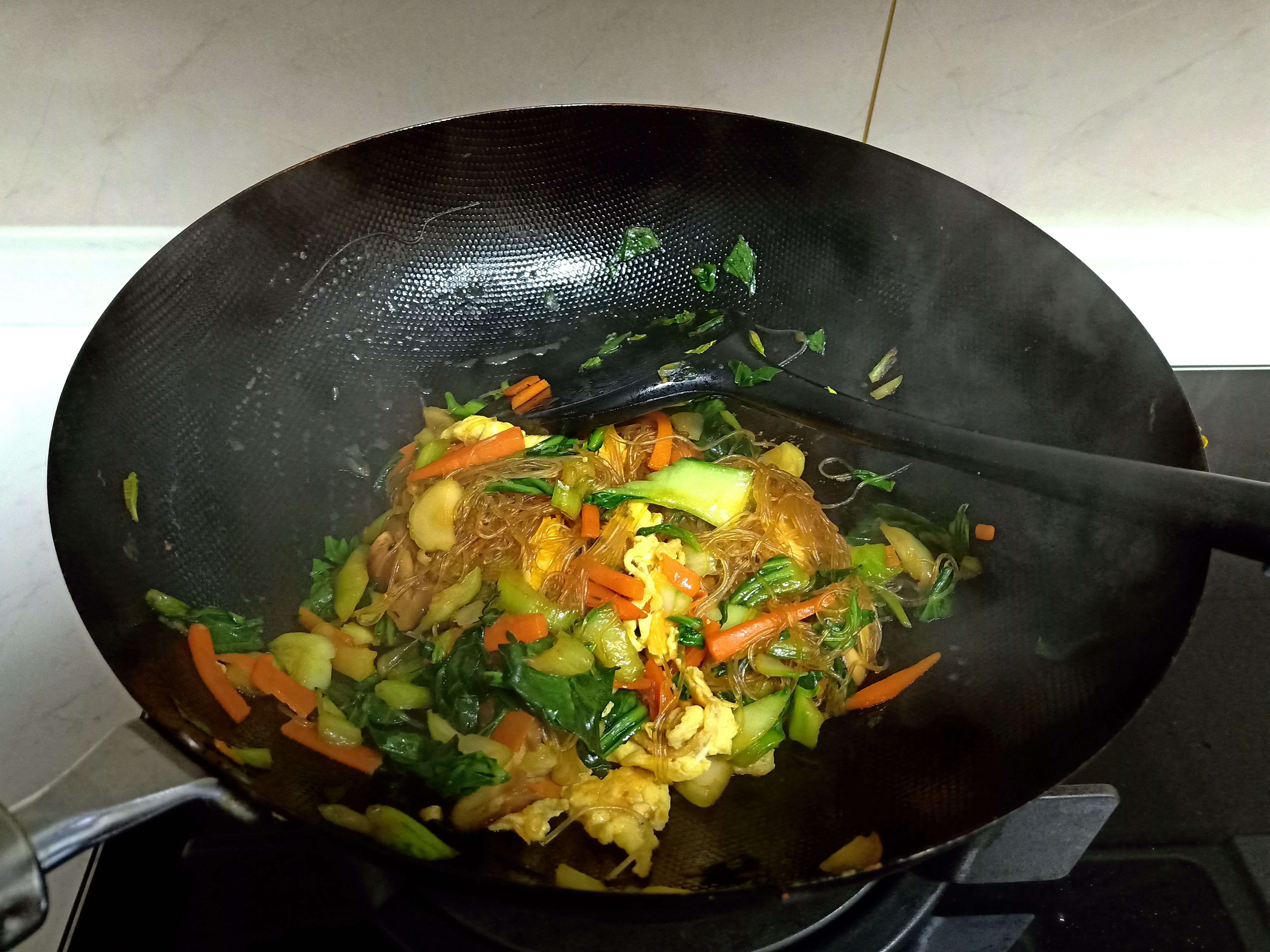 炒粉丝怎么做粘不坨特入味,怎么炒粉丝好吃又粘锅