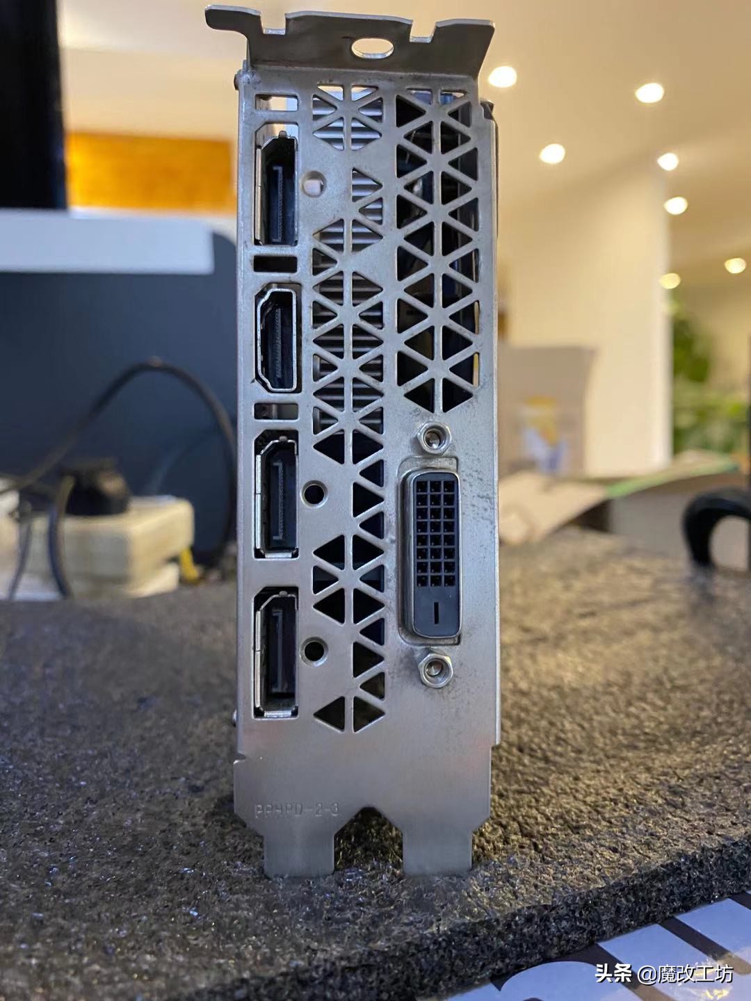 铭瑄hd7850巨无霸和发行者5808g,铭瑄5808g2304满血版跑多少分