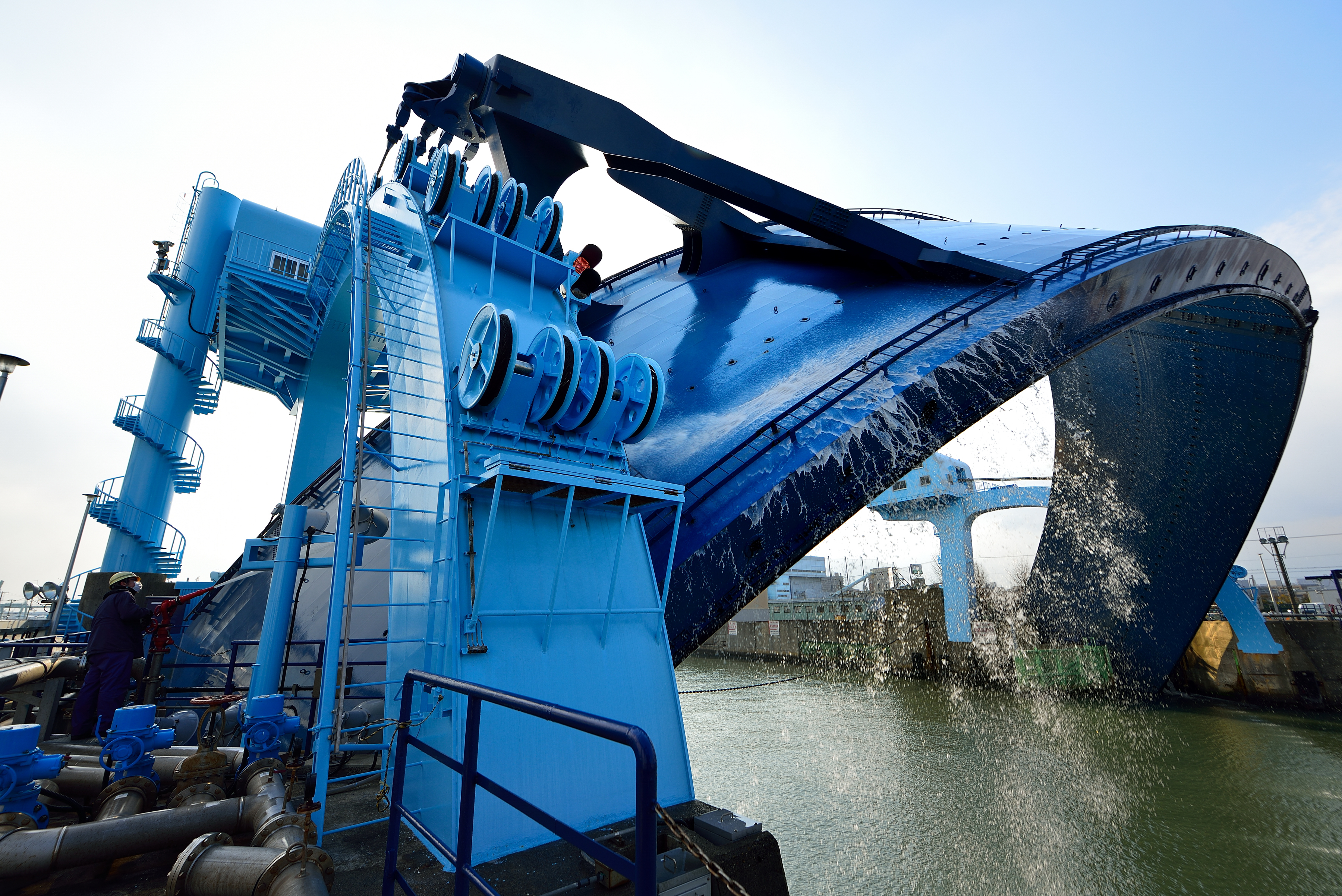 日本人极其聪明,日本防海啸墙挡海啸视频