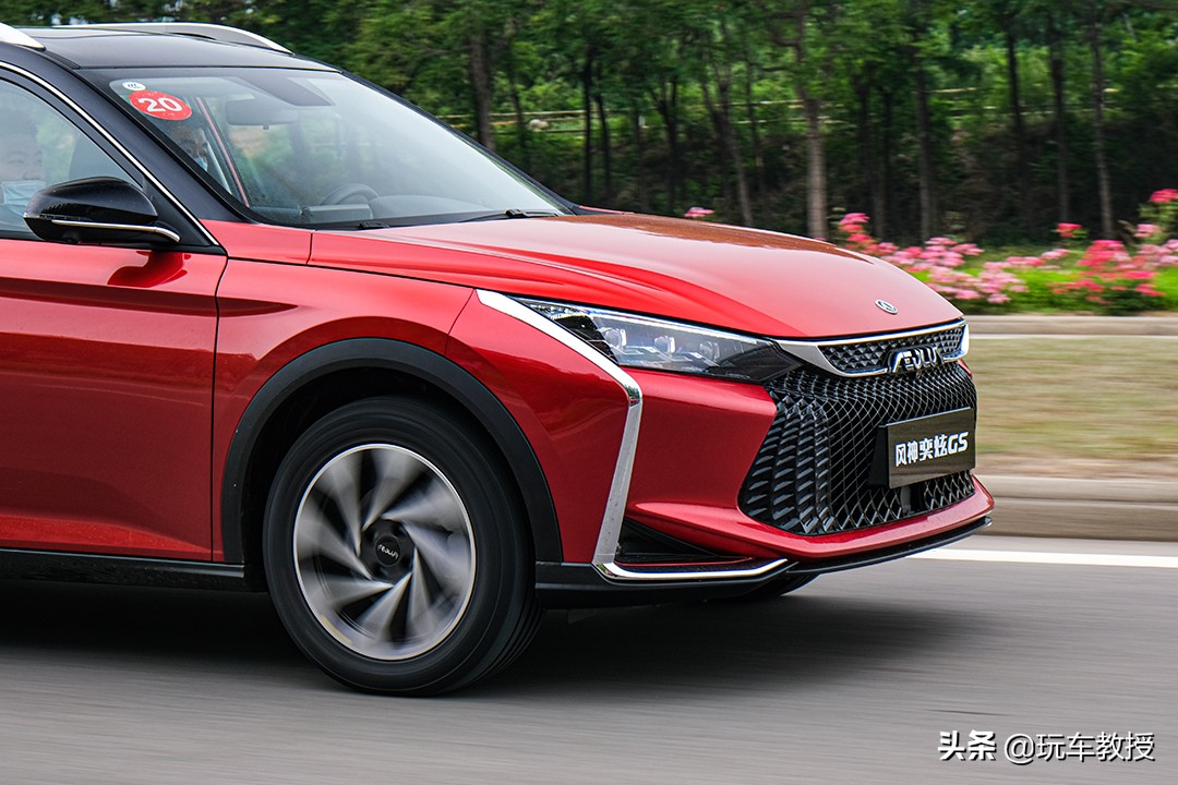 10万左右个性suv,10万左右的法系车suv