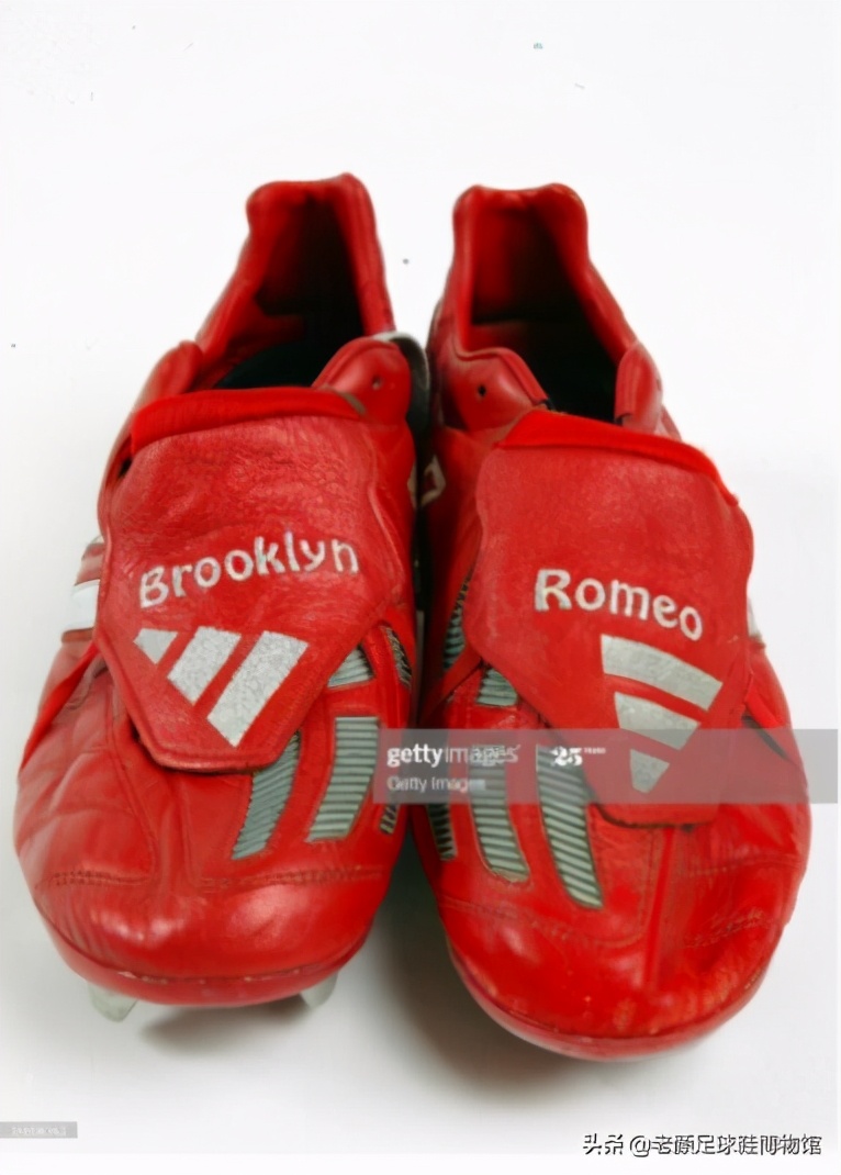 贝克汉姆巴黎最后一战球鞋,贝克汉姆穿的什么足球鞋