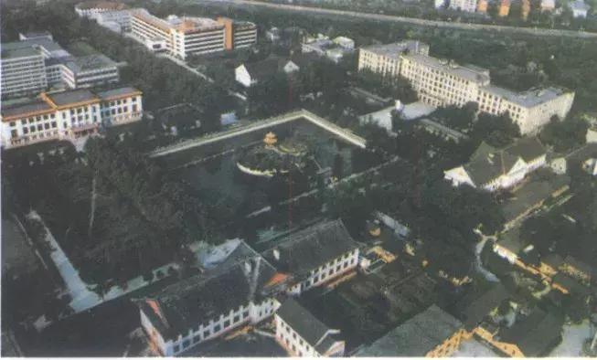 成都近40年变化,成都市1979到2018年发展演变