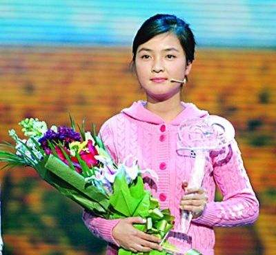 9年前,那个被称为“最美女孩”的90后姑娘,如今现状如何?