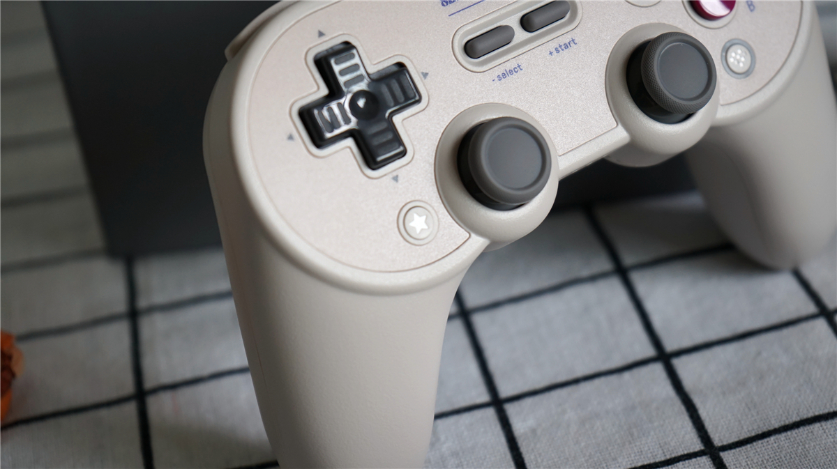 八位堂蓝牙手柄测评推荐,八位堂sn30pro手柄