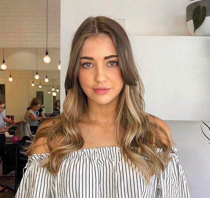 澳洲女子怀孕一个月,女模特怀孕18周