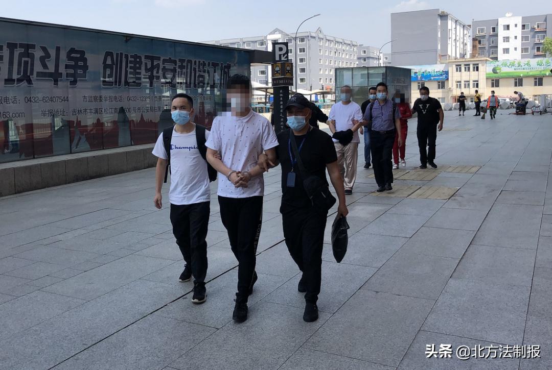 为和男明星谈恋爱花330万,为和男明星谈恋爱花330多万