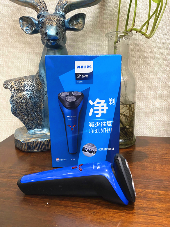 东京飞利浦小旋风剃须刀,飞利浦剃须刀清洗水