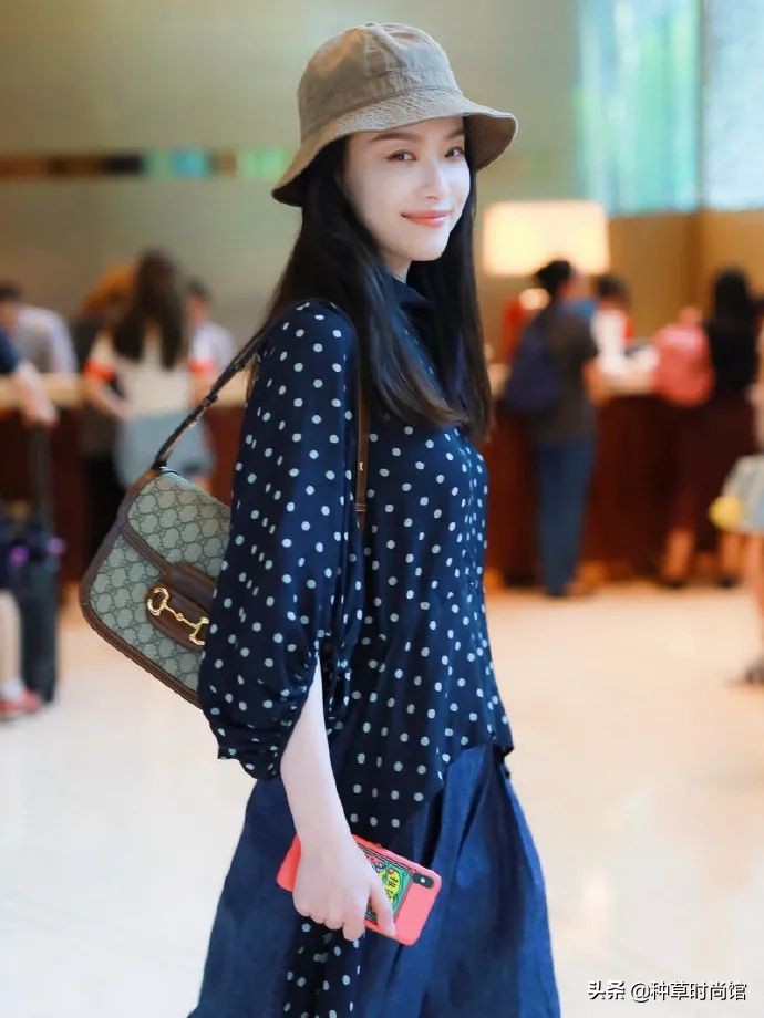 2021年爆款包包男,2021年什么品牌包包性价比高