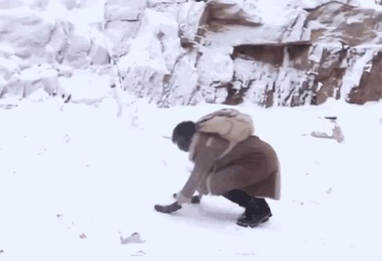 老人雪天摔倒要不要检查,雪天摔伤老人怎么处理