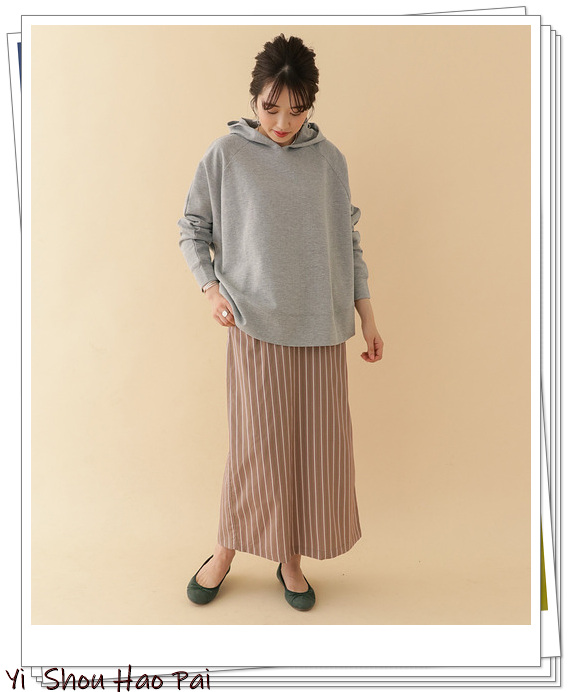 thombrowne灰色卫衣5码上身效果,灰色日系卫衣