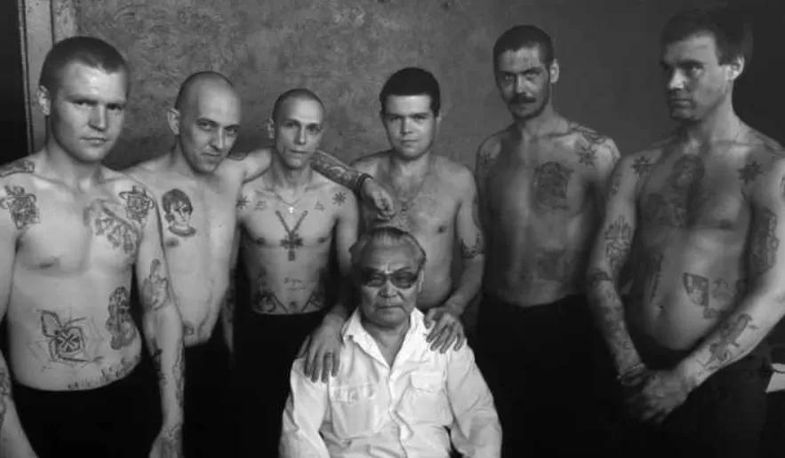 到美国“洗黑钱”，在总统府门前血拼，俄罗斯的黑帮到底有多狂？