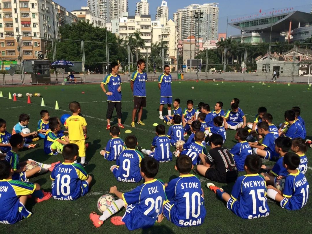 日本高中足球赛哪里看,日本高中都有哪些足球比赛