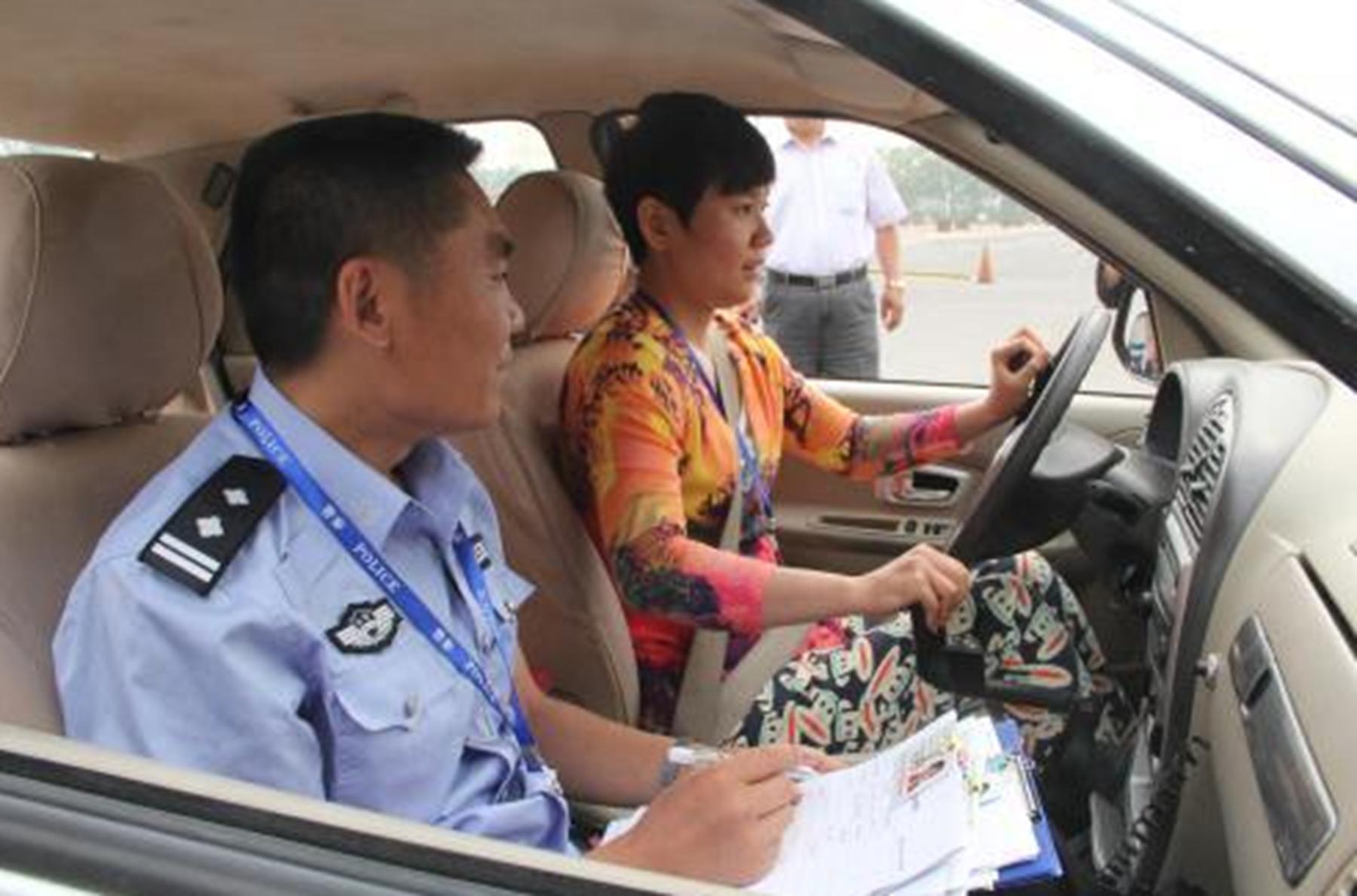 为什么科目三没过教练生气,为什么很多学员科目三老是考不过