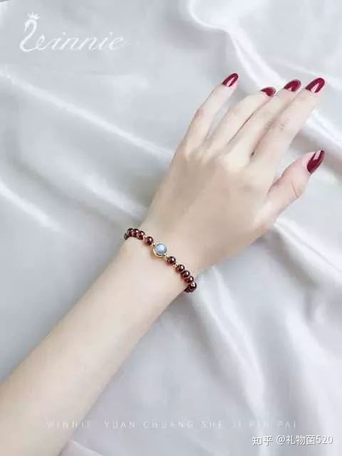 小孩子闺蜜过生日该送什么礼物呢,闺蜜过生日该给她做个什么礼物呢