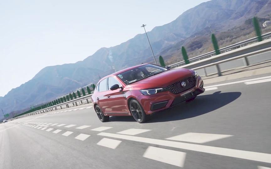 名爵6测评自动驾驶,名爵6竞技版深度评测视频