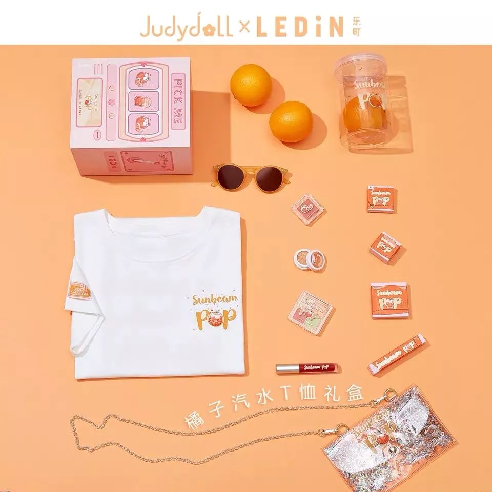 娇韵诗唇釉樱花限定,娇韵诗四色眼影02