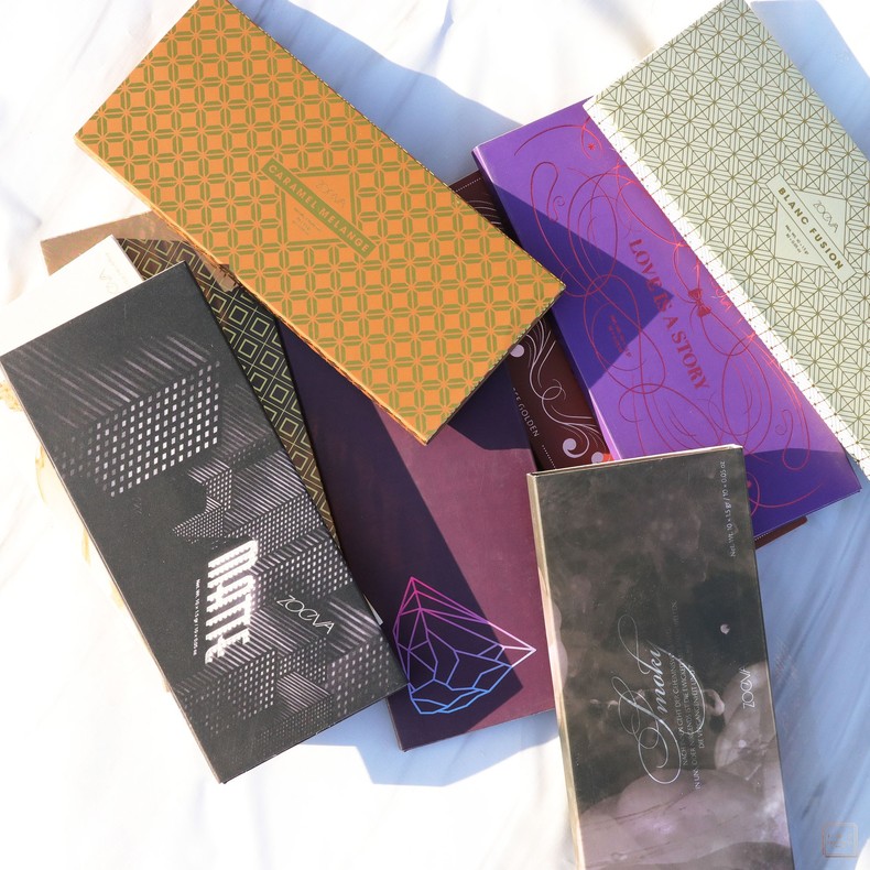 卡姿兰猪猪十色眼影盘,卡姿兰四色眼影盘测评