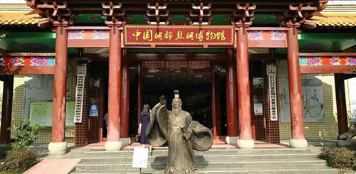 南充丝绸产业第一人张和才入股金诚足球俱乐部