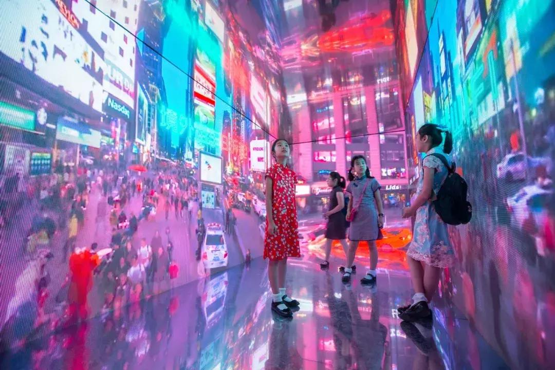 今天，半个杭州城的大小朋友在这里过六一