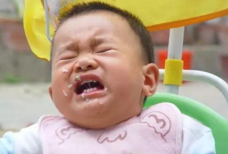 两岁宝宝喂饭被喂出什么病,两岁宝宝胃反流怎么办