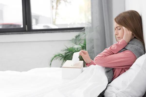 荷叶和什么搭配去火除湿,荷叶怎么喝祛暑