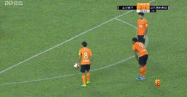 武汉卓尔4比3逆转广州富力,武汉卓尔赢球