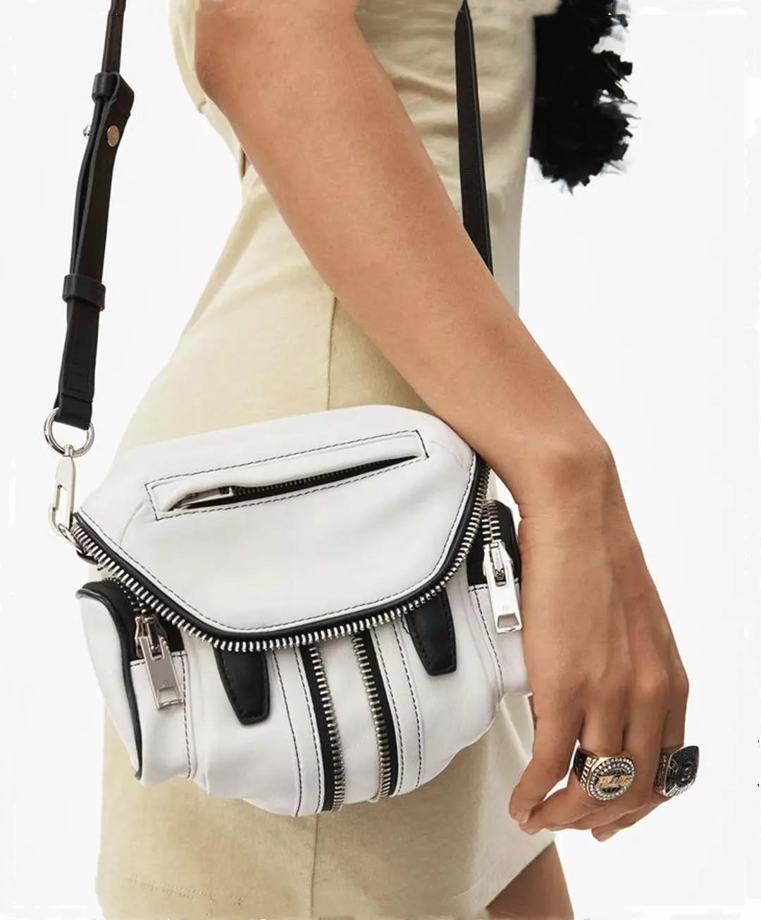 南韩第一腰精金泫雅,南韩第一金泫雅