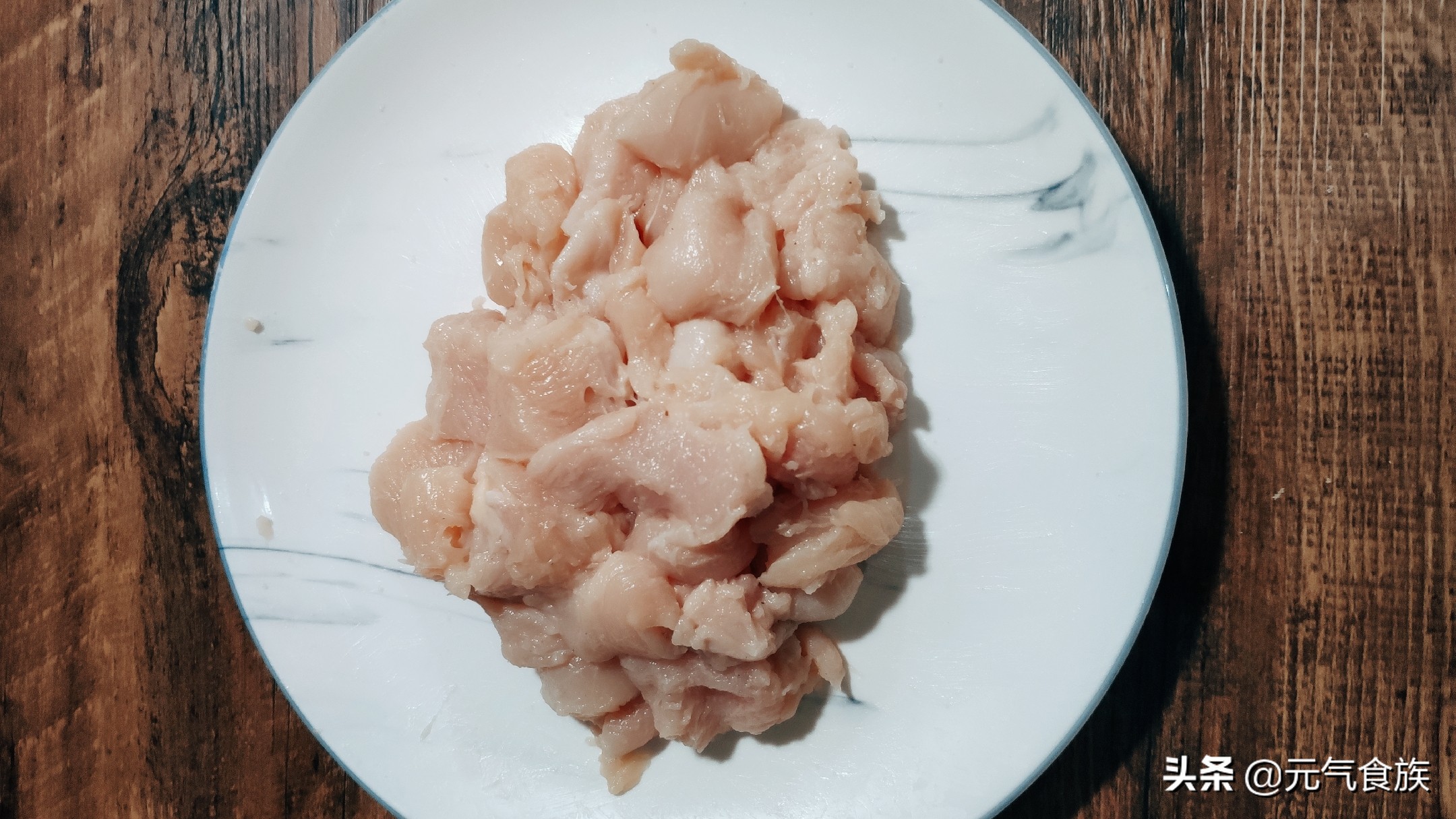 鸡肉一炒缩水,鸡肉太老怎么做咖喱鸡