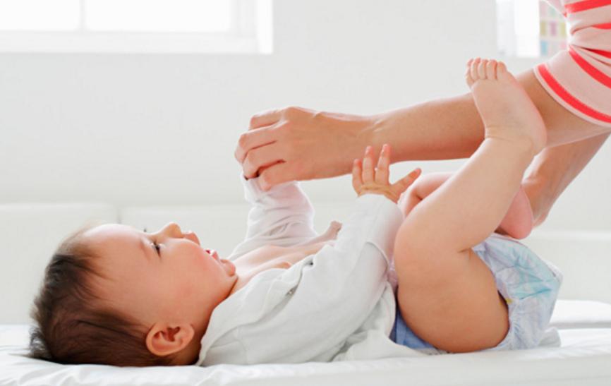 幼儿便盆撒尿训练,2-3岁训练大小便蹲便