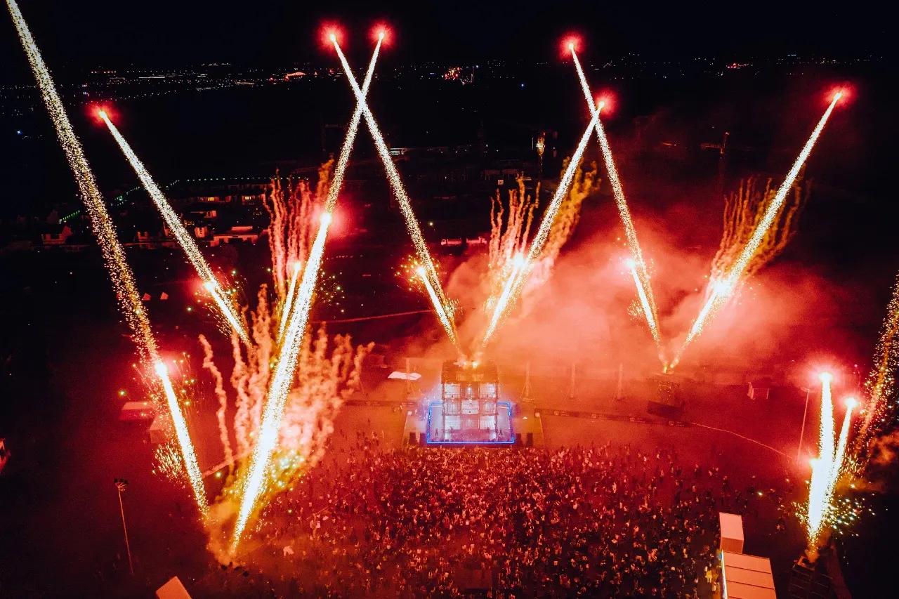 武汉花博汇周末焰火晚会,武汉花博汇烟火秀跨年