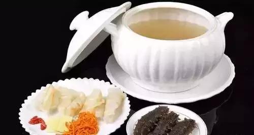 鱼胶炖什么补血增免疫力,鱼胶跟什么一起炖对皮肤最好