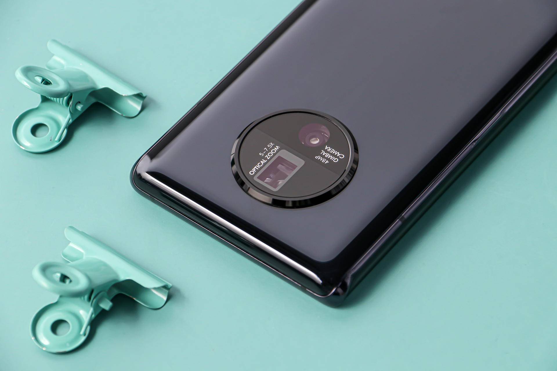 vivoapex2019外观,vivoapex2019无开孔设置