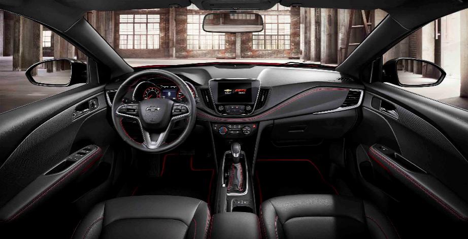 科鲁泽与卡罗拉的路线之争:追啊追啊,是谁的骄傲放纵