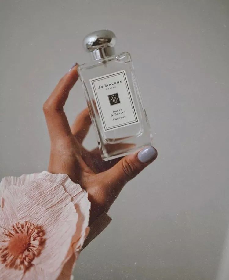 反叛先锋，潮流味道，这瓶最小众时髦的香水，我先买为敬