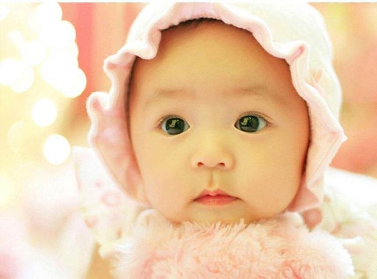 新生儿脖子淹了破皮了能擦茶油不,新生儿淹脖子身上红怎么回事